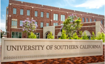 University Of Southern California Merit Scholarships Awards - Study in USA